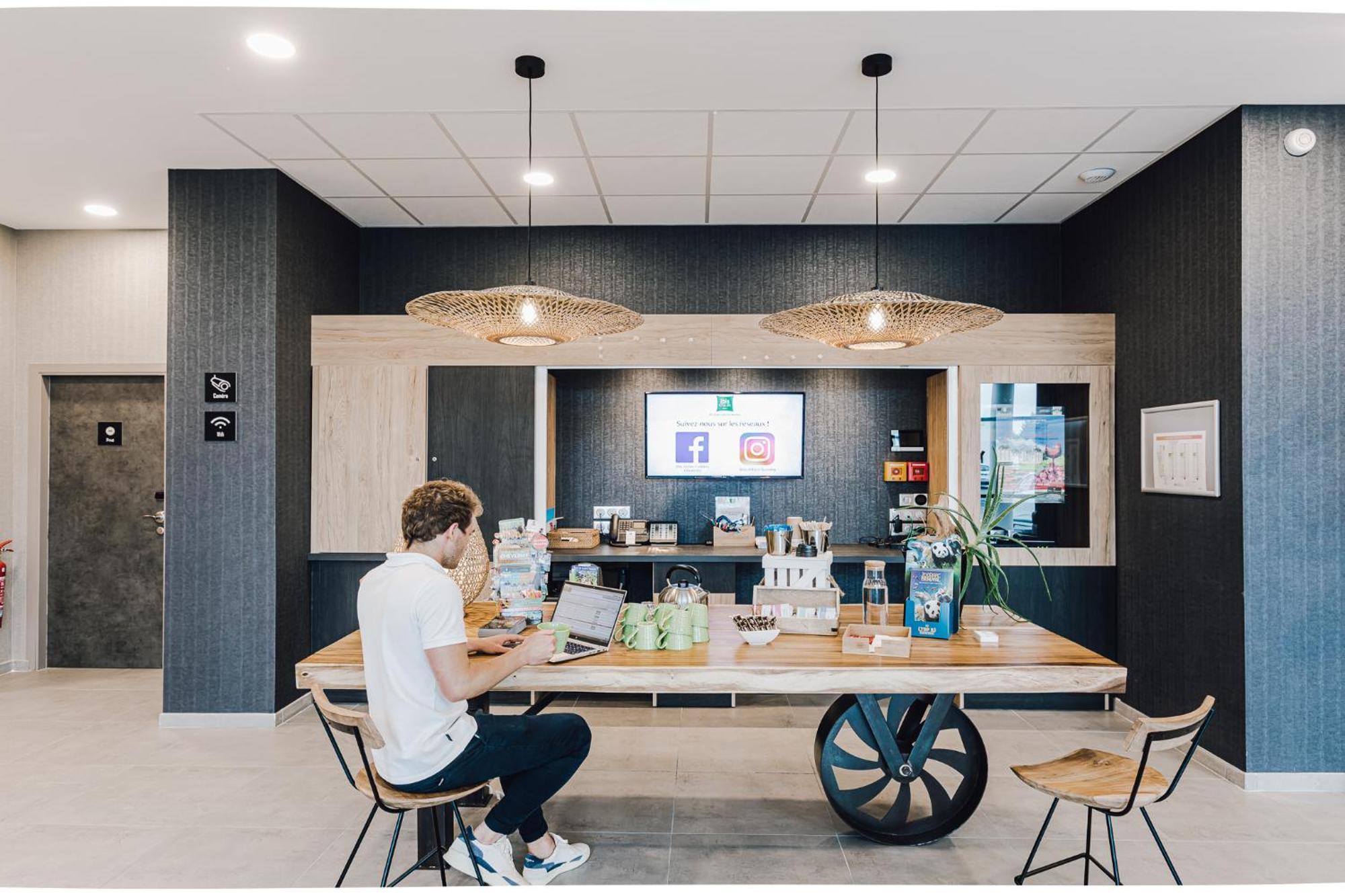 Ibis Styles Contres-Cheverny Le Controis-en-Sologne Exterior photo